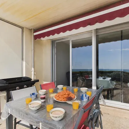 Superbe Vue Avec Terrasse, 2 Adultes 2 Enfants *